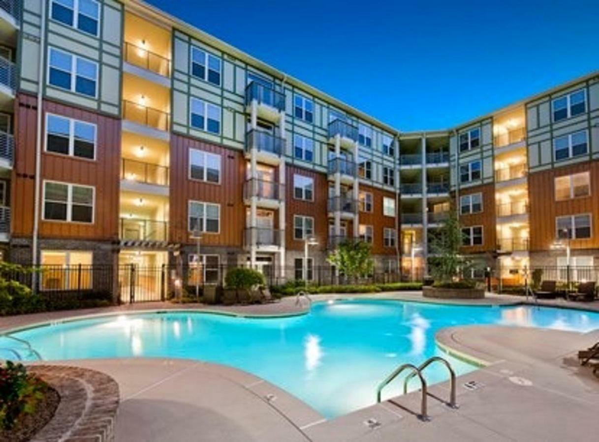 Atlantic Square 2 Bedroom Condos W Pool Atlanta Exterior photo